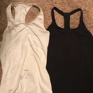 Fabletics tank bundle